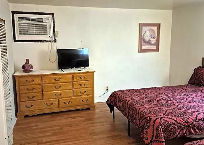 Hotel 66