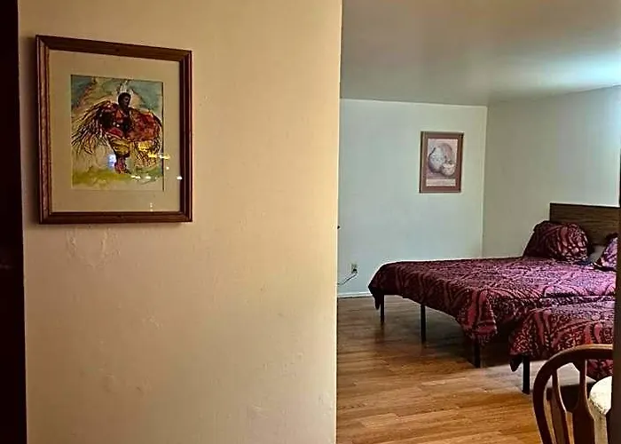 Hotel 66